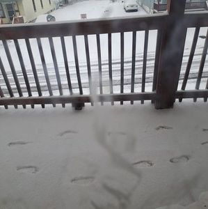 Meet your Posher, Angle lay